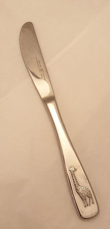 Giraff kniv