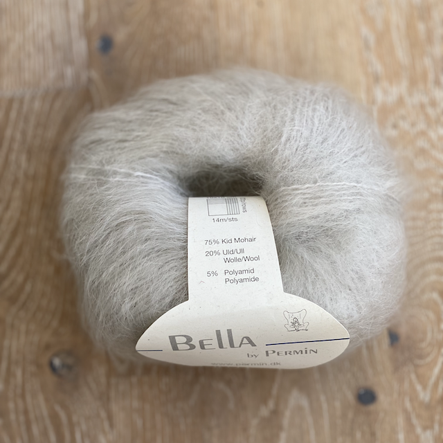Bella  - 21