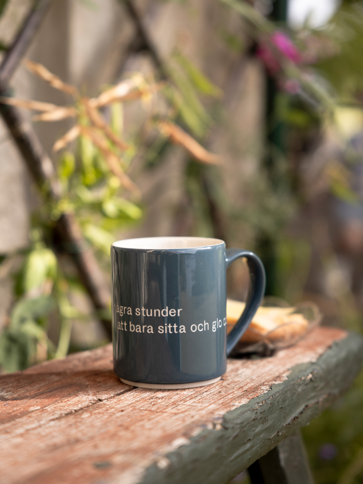 Astrid Lindgren Citat Mugg - "Och så ska man ju ha några stunder att bara sitta och glo också!" - 3