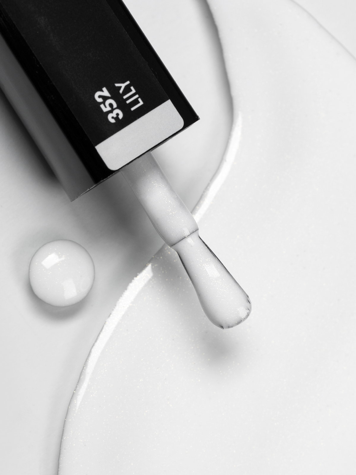 E.MiLac ANG Lily #352, 9 ml. - 5