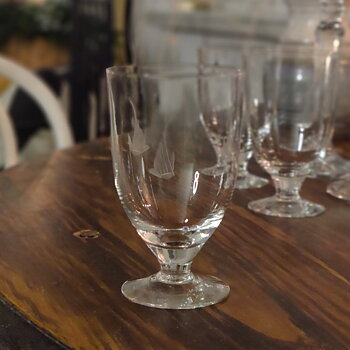 Allglas med dekor