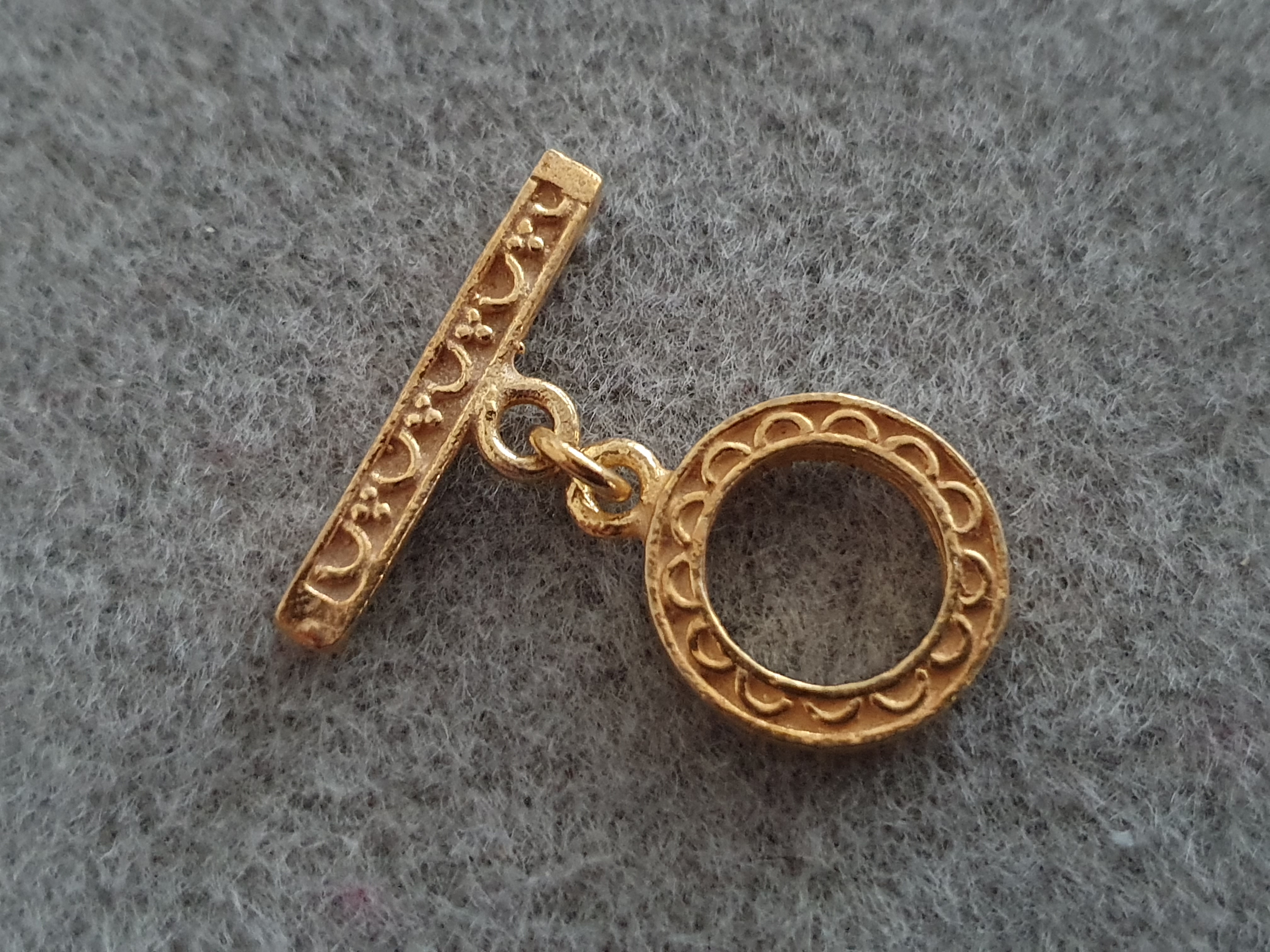 Toggle and clasp round flat ca.15mm with pattern, pin ca. 24mm fg 925-silver - 2