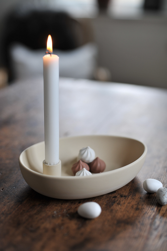 Lidatorp Beige oval candle holder - 21x14x4 cm - 4