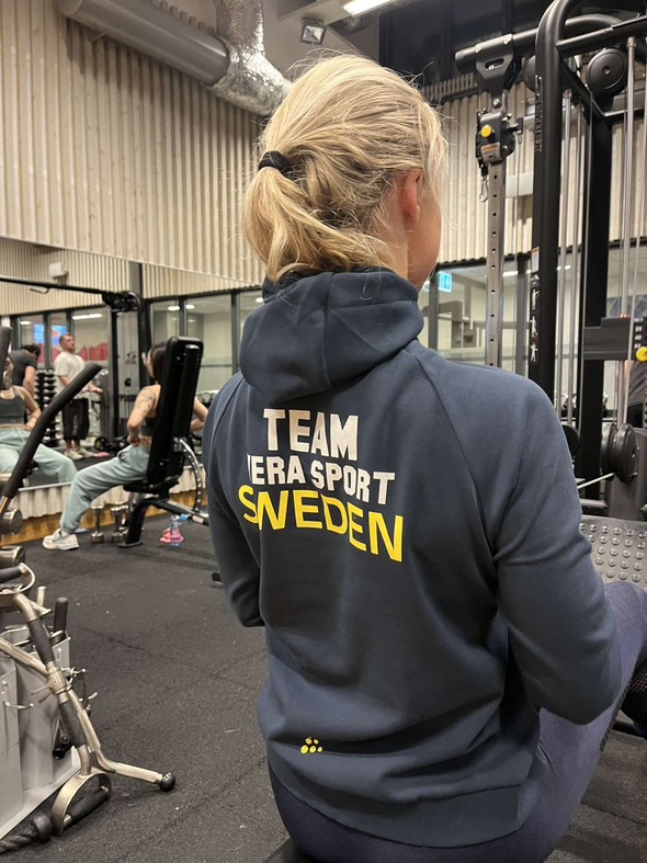 Sweden Full Zip Hood Dam - 2