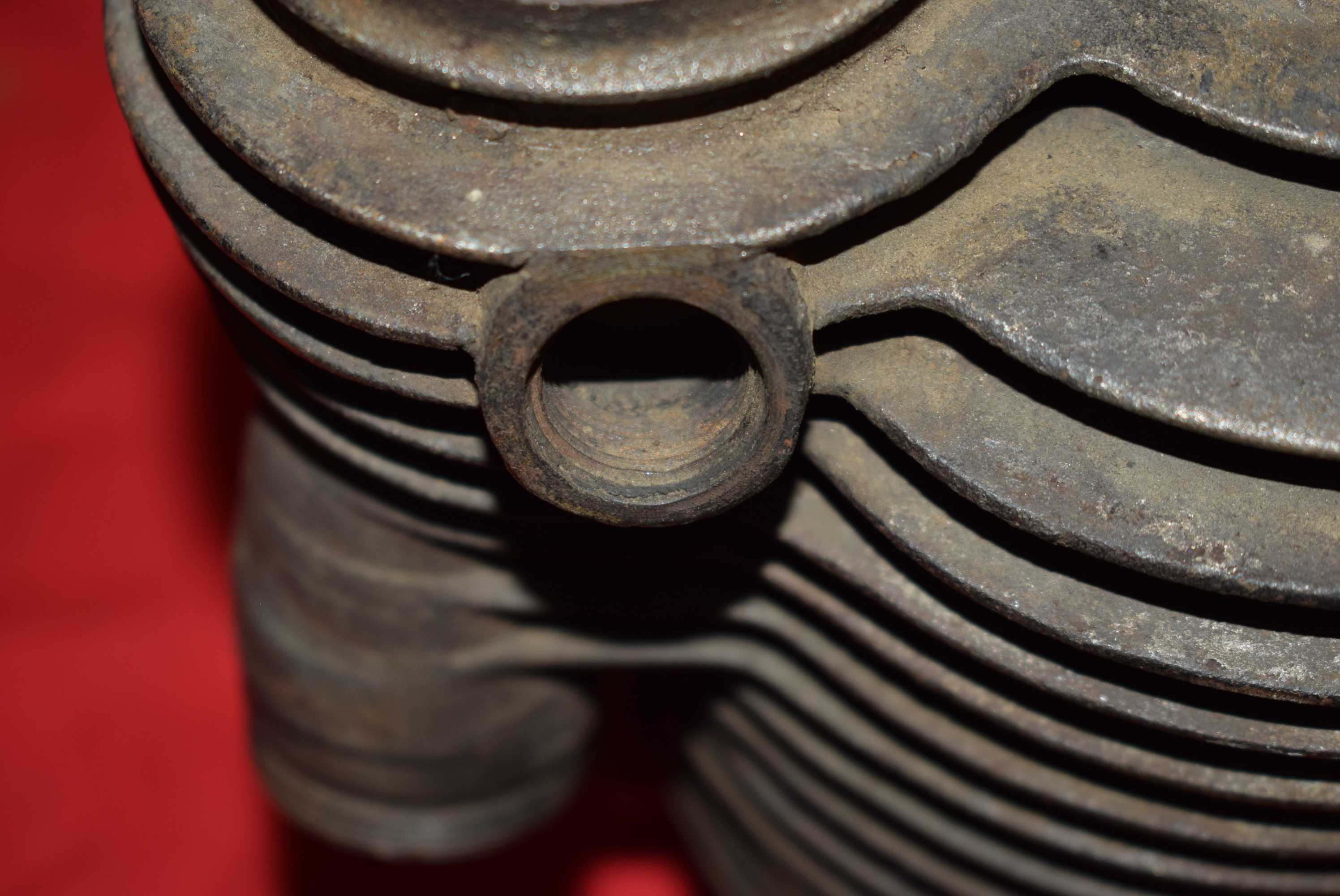 Cylinder Front with piston Excelsior 1911-12 twin