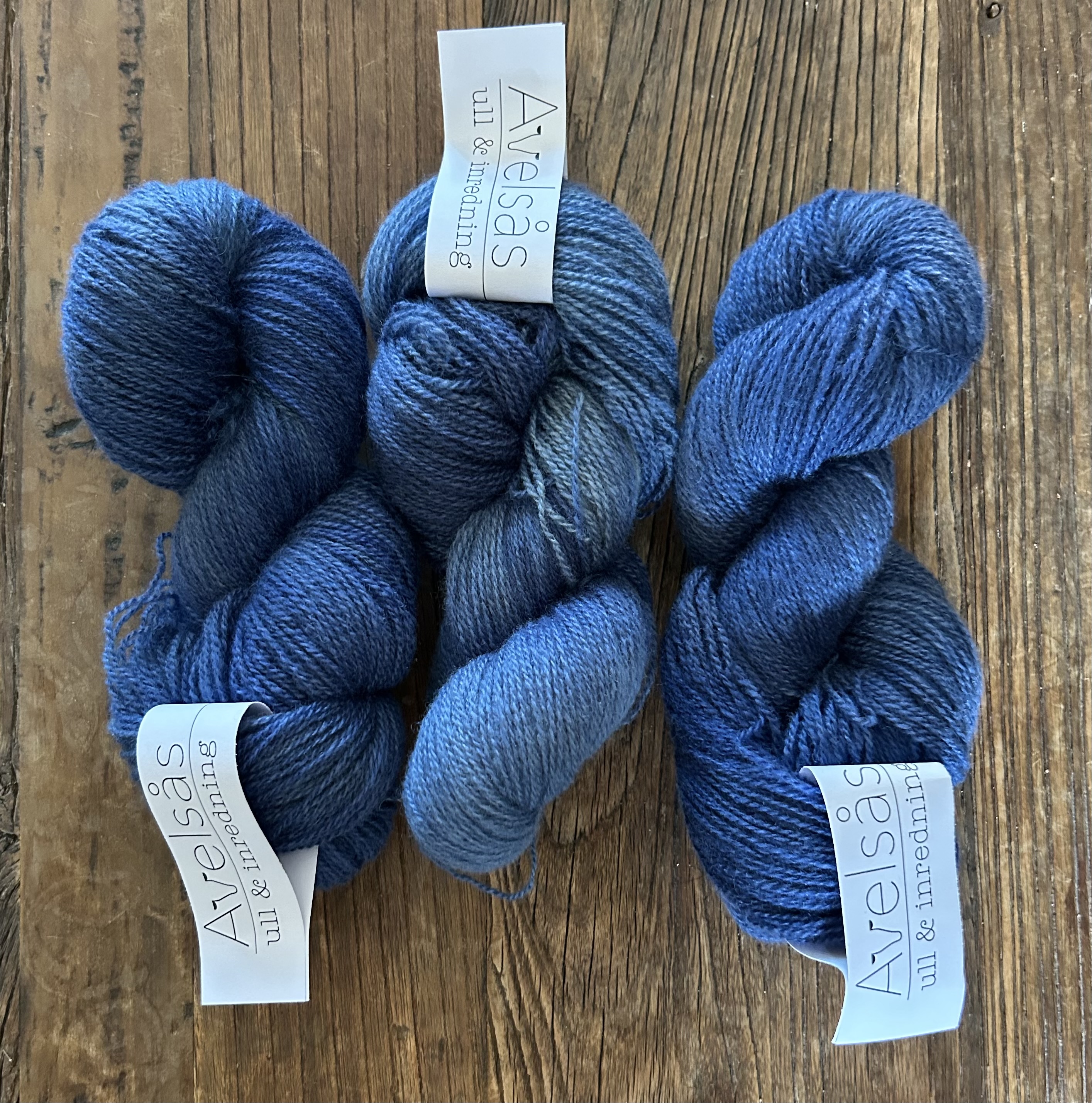 Uncle Blue 2-ply Hand-dyed Fine Wool Yarn