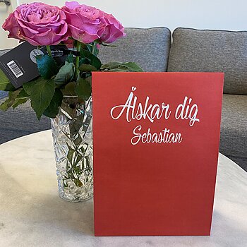 Presentpåse med namn | Alla hjärtans dag | "Älskar dig"
