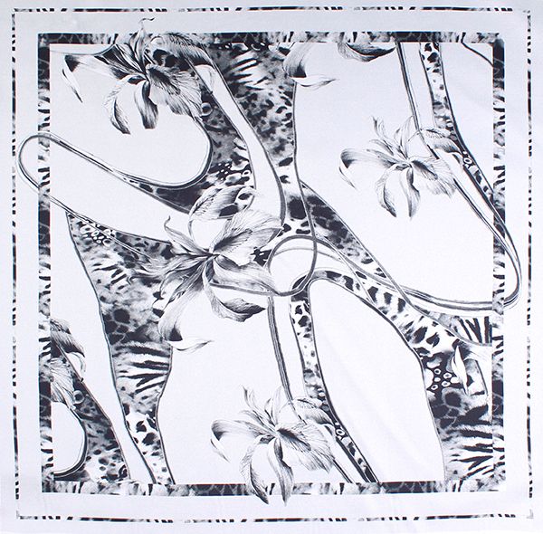 Flower & Leo print, sidenscarf från Amanda Christensen, 90 x 90 cm
