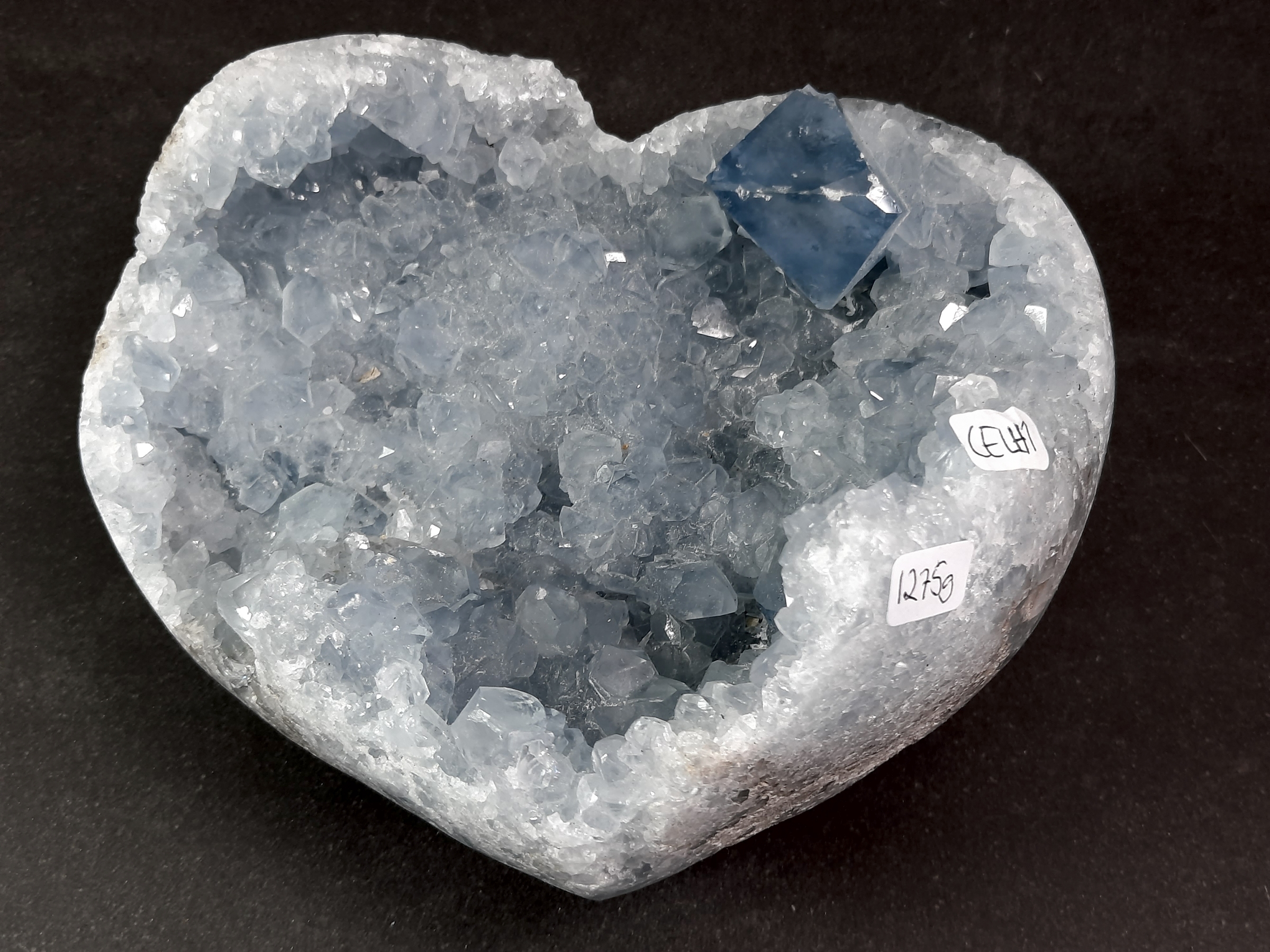 Celestin Kluster Hjärta - 1275gram - 2