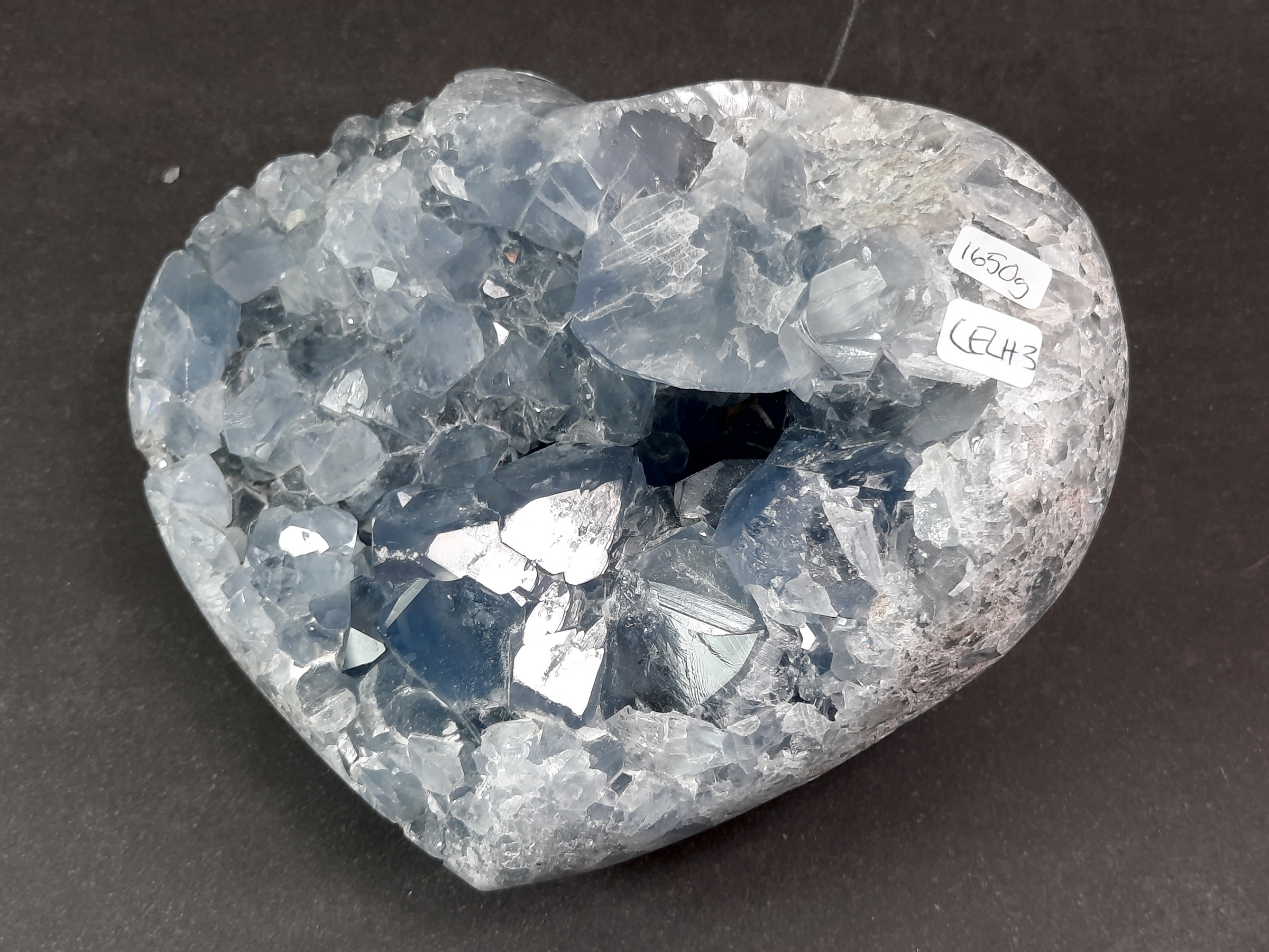 Celestin Kluster Hjärta - 1650gram - 2