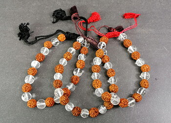 Rudraksha Mala Armband med Bergkristall