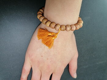 Trä Mala - Armband med Tofs