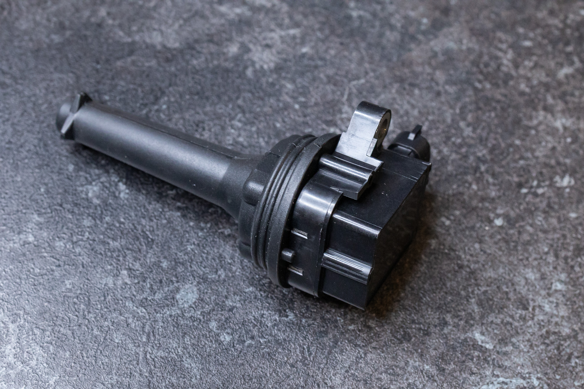 Volvo "White / Alu block" engine "601" "416" ignition coil - 3