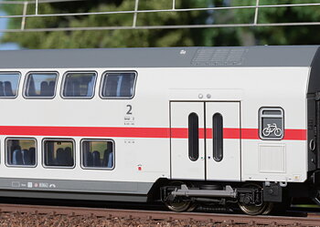 Personvagn DBpza 682.2 DoSto 1