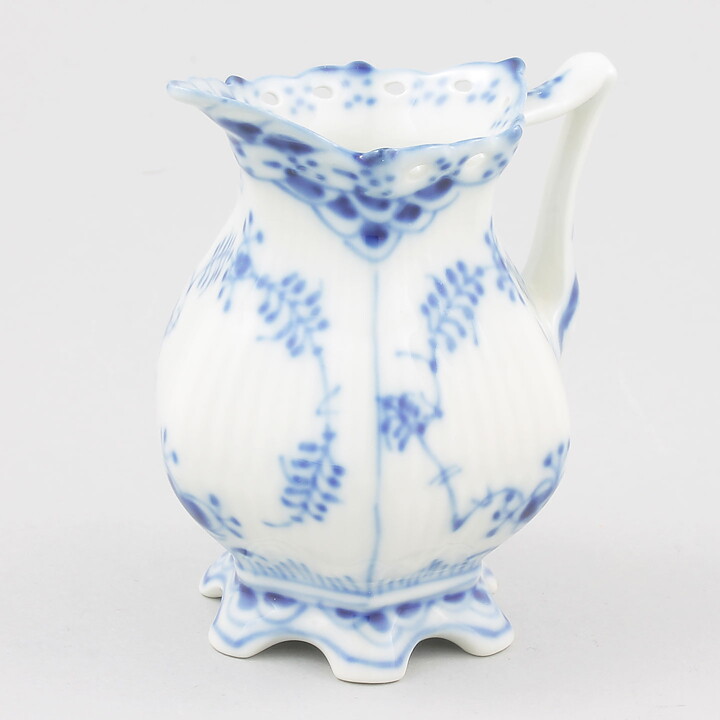 Royal Copenhagen (Blue Fluted 20th Century) Full Lace Creamer #1031