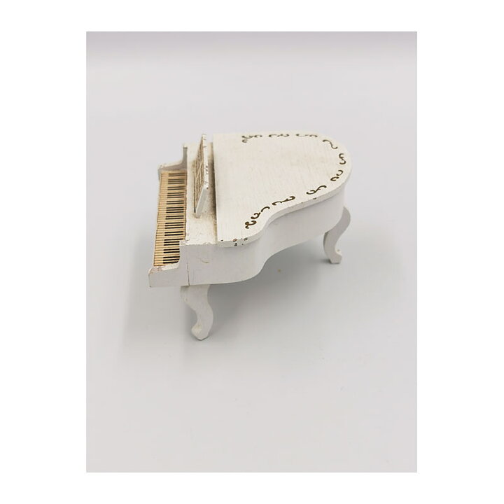 Lerro flygel Rococo 1956