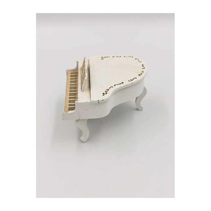 Lerro flygel Rococo 1956