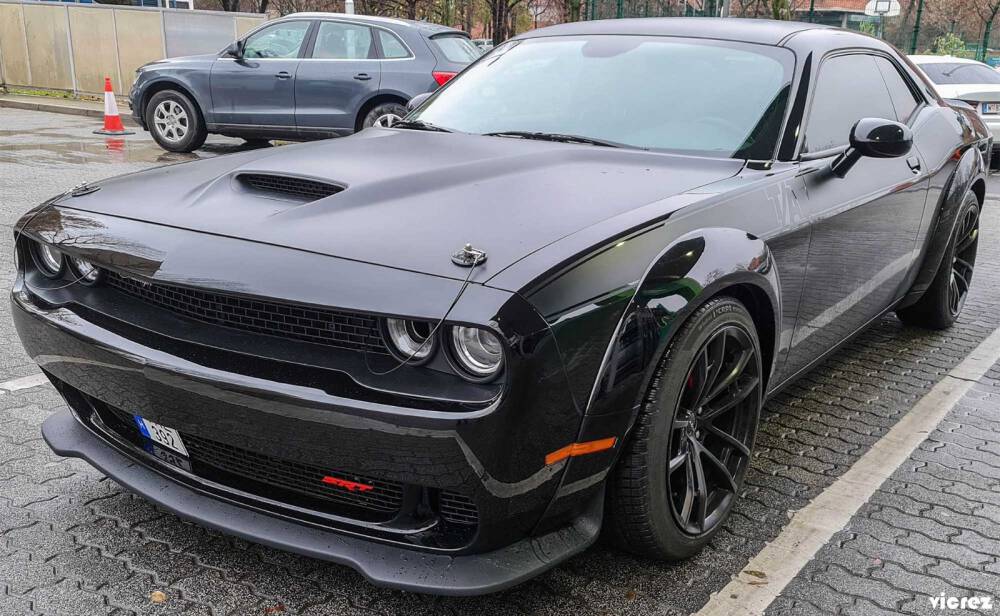 HELLCAT Style Stötfångare + Wide Body Kitt (CHALLENGER 15-21) - 2
