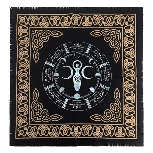Altarduk - Wicca Kalendar  med Keltisk Väv