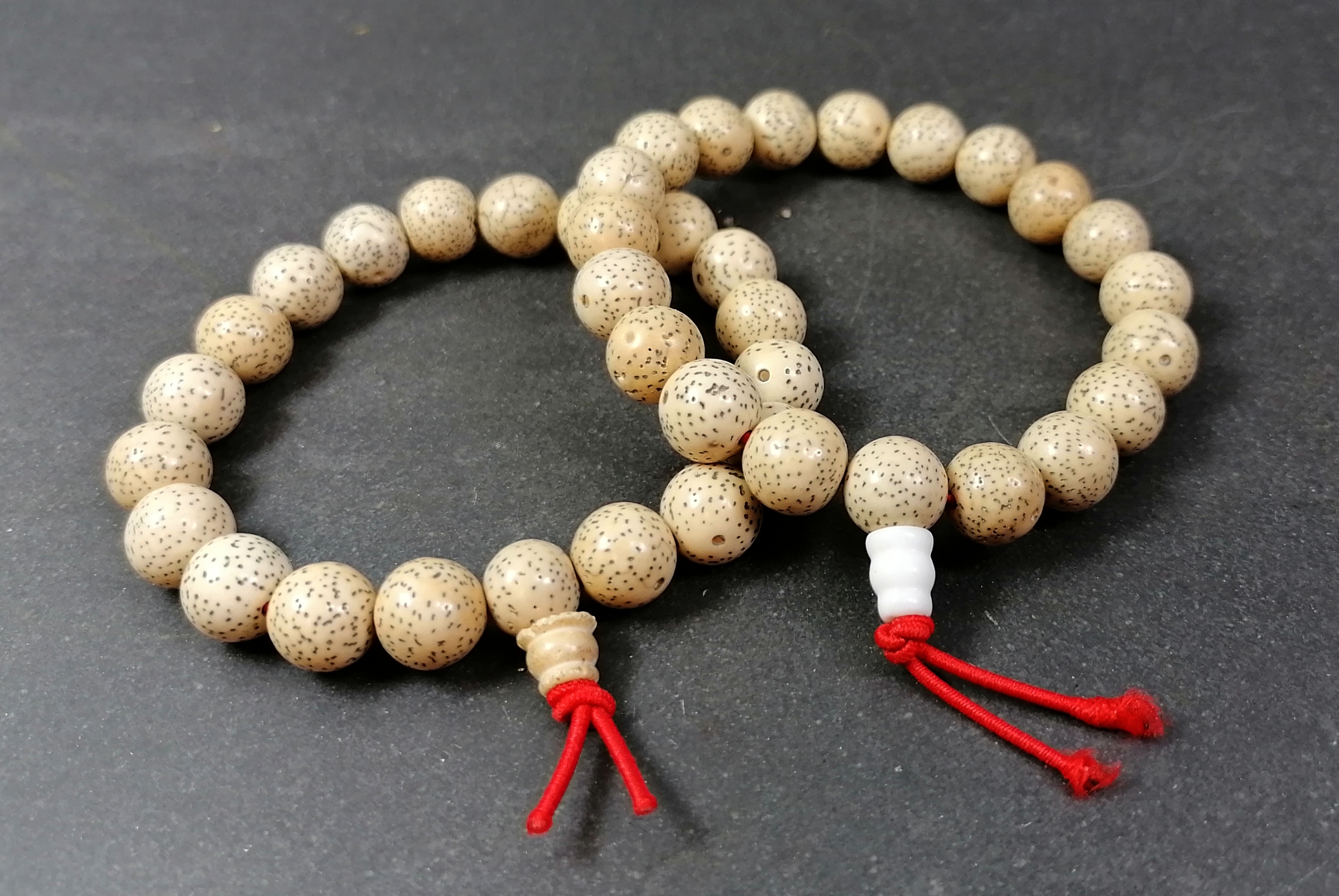 Polerade Beige Bodhi Frö Mala armband - 9mm 