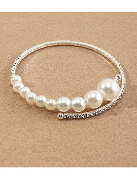 Fashion  Pearl & Diamond Bracelet