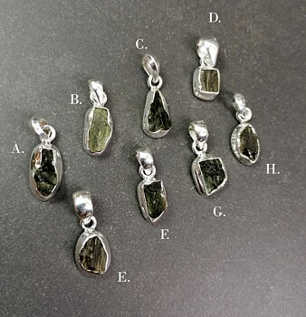 Moldavit Hänge  i Silver  - Collection MG33