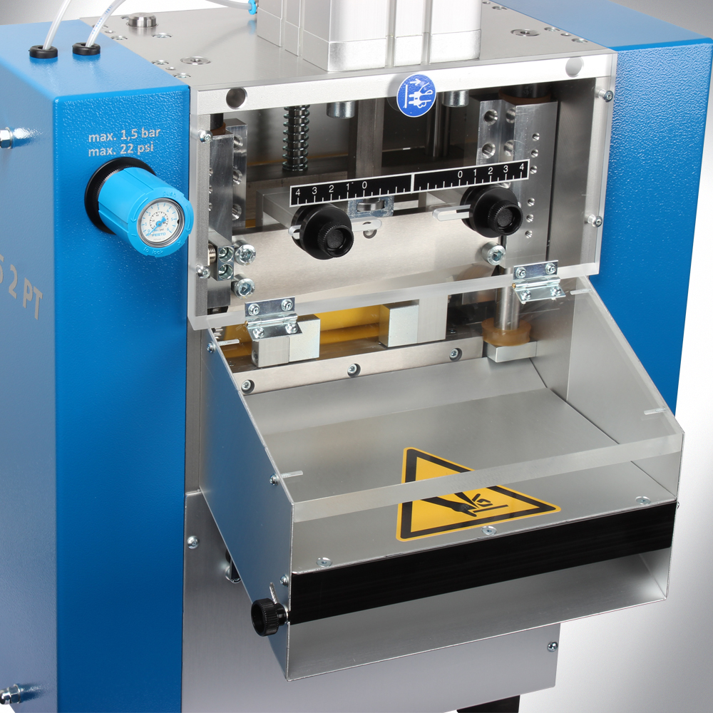 Cutting Machine SM15 2 PT Calotec AB