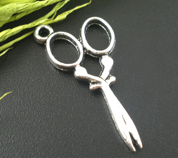 Charm , SCissors silver - 2