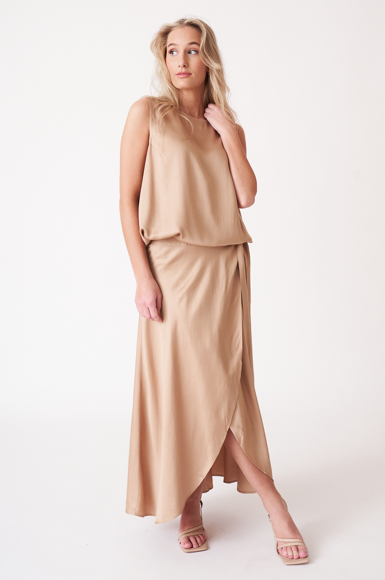 Eleonor skirt  almond
