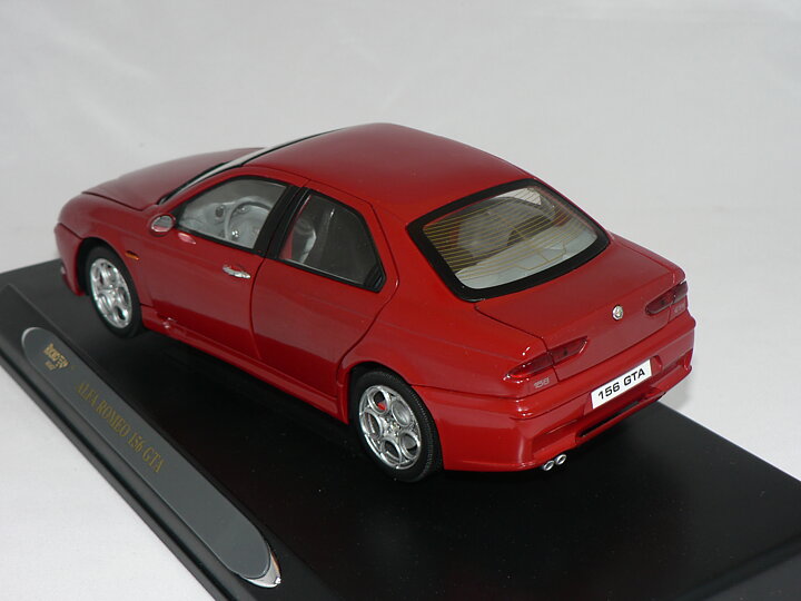 Alfa Romeo  156 GTA  2002    1:18 Ricko