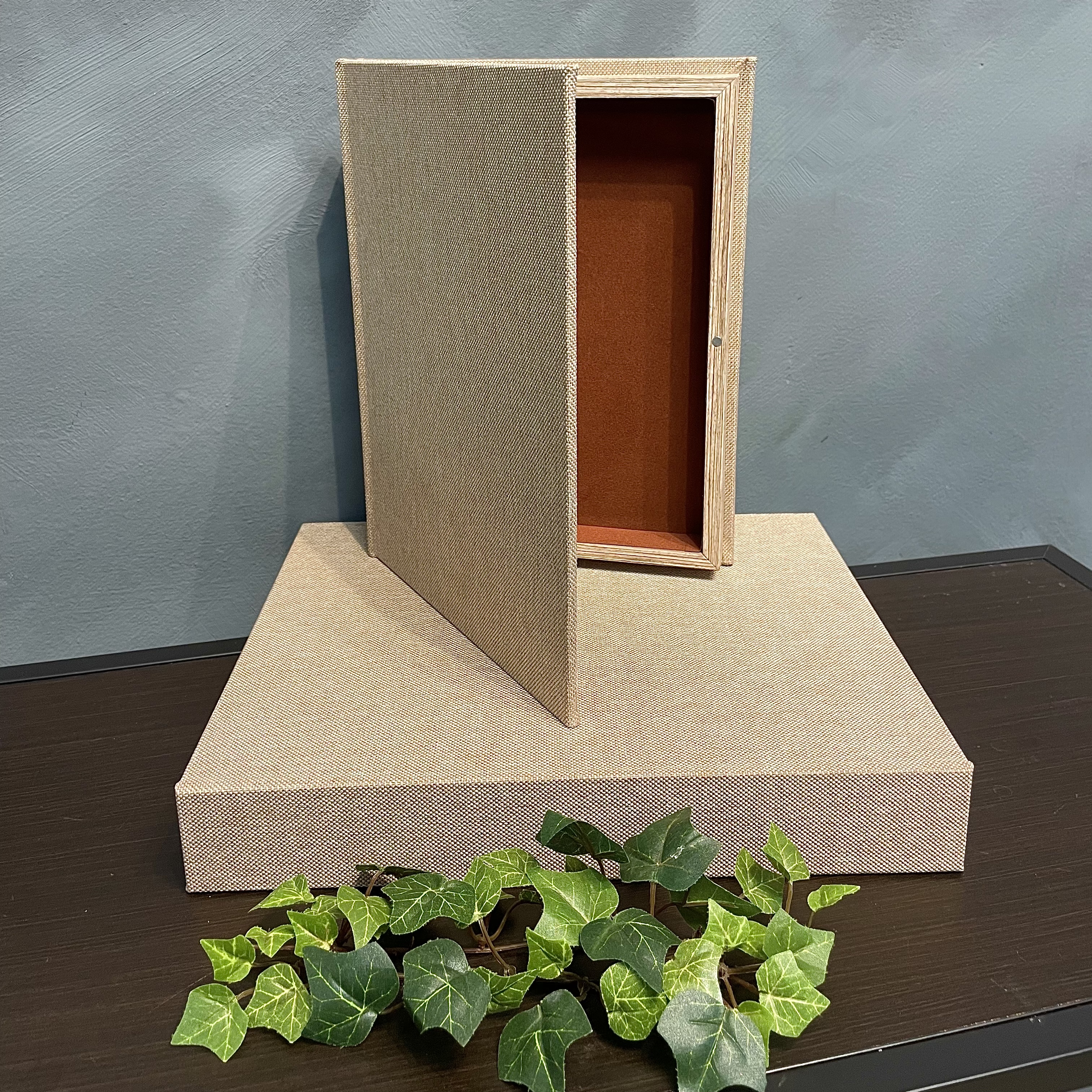 Bokgömma Linne beige 2-p, 31x5x26 cm