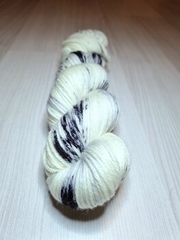Merino DK 100g  Liqourice