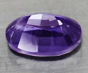 Piedra preciosa de iolita natural ovalada de 0,74 ct deliciosamente hermosa de 7x5 mm apta para la curación - 2