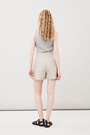 Kaia linen shorts - Oat beige 