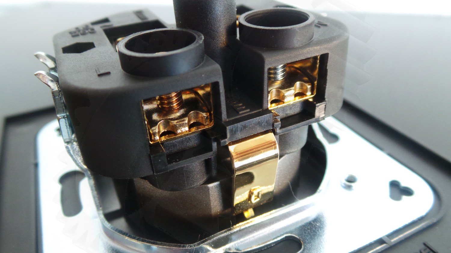 Furutech FP-SWS (G) - 2