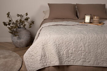 Överkast Niki beige 180x260