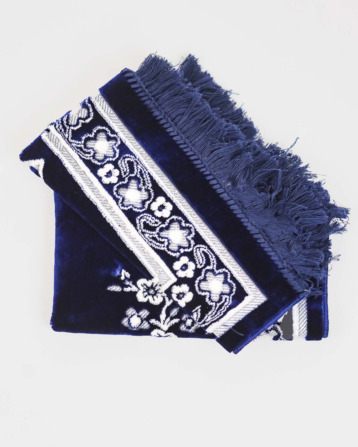 Prayer Rug - Yasmin - Midnight Blue - 3