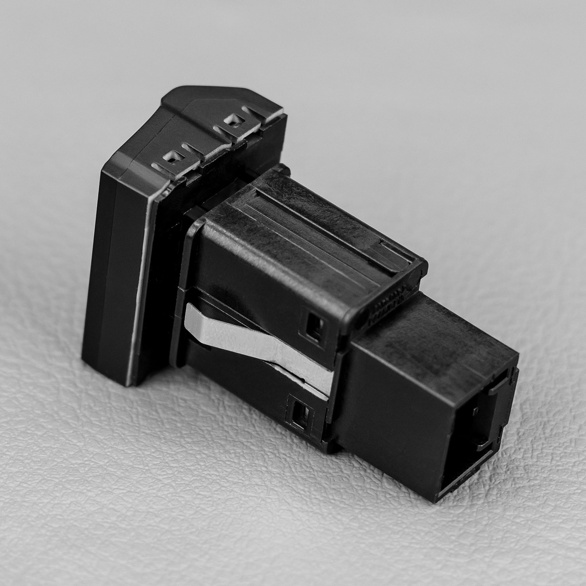 Center Switch | Amarok - 5