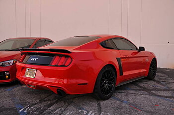 R Style Bak Spoiler (MUSTANG 15-21)