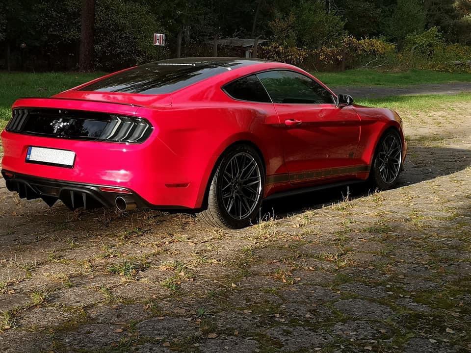 IKON Style Bakre diffuser (ENDAS MUSTANG 15-17 BASE) - 9