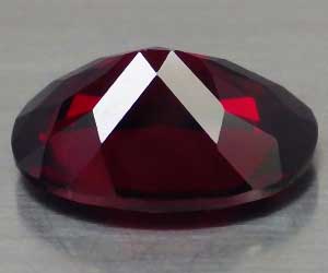 Piedra preciosa de granate piropo natural de forma ovalada lujosa grande de 4,47 ct - 2