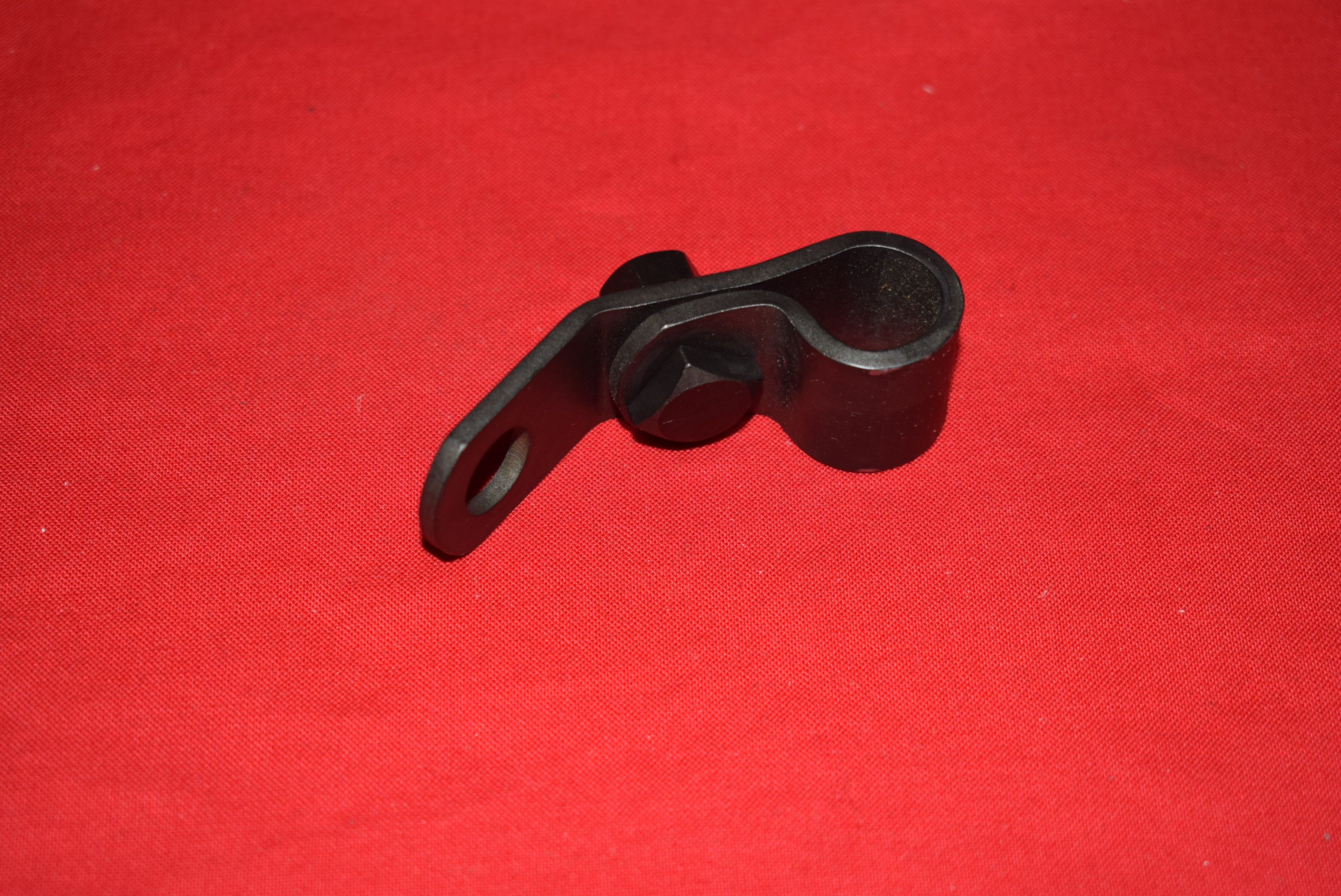 Front Muffler Bracket J JD 1925-29
