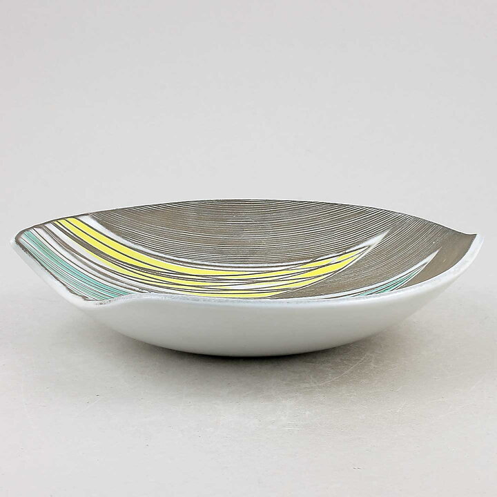 Mari Simmulson (Sagina 1959) Brown Bowl with Pastel Leafs Decor 20 cm