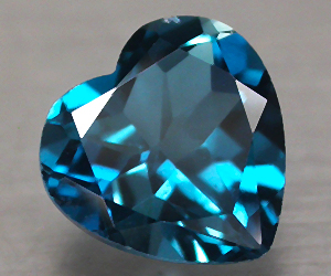 Piedra preciosa de topacio azul Londres natural en forma de corazón de 2,03 quilates de 8 mm - 3
