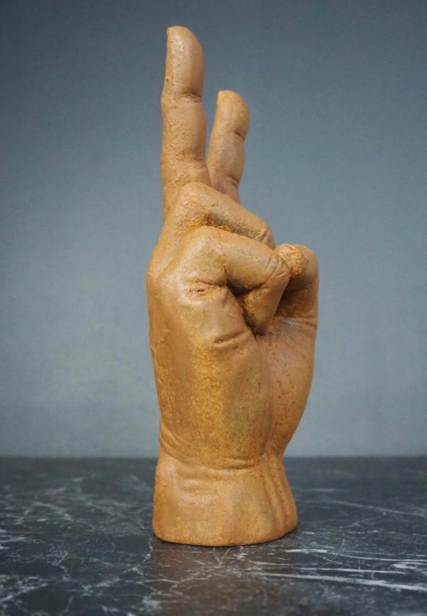 Hand rusty brown - 2