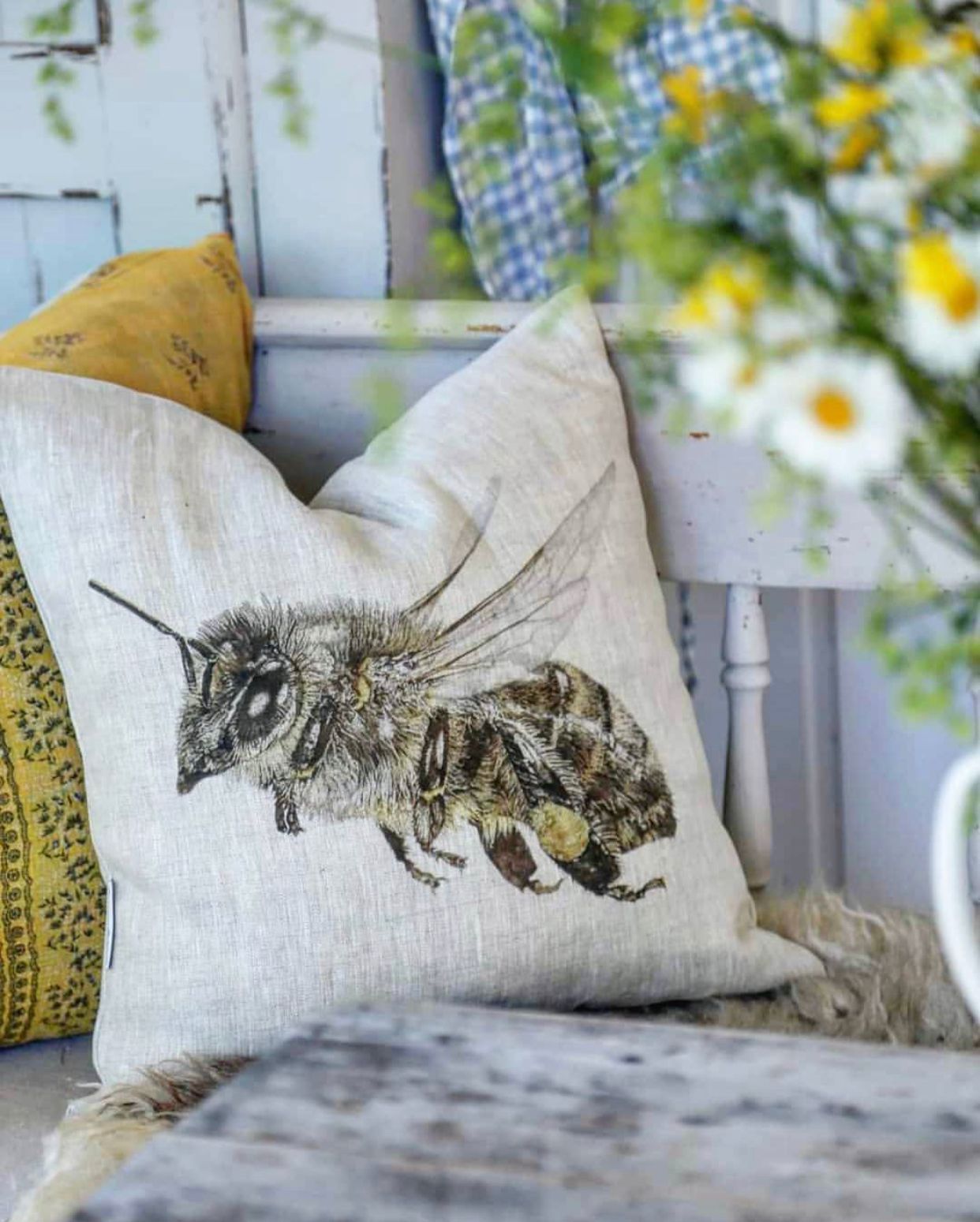 2-PIECE CUSHION WOODLAND STRAWBERRIES/HONEY BEE - 8