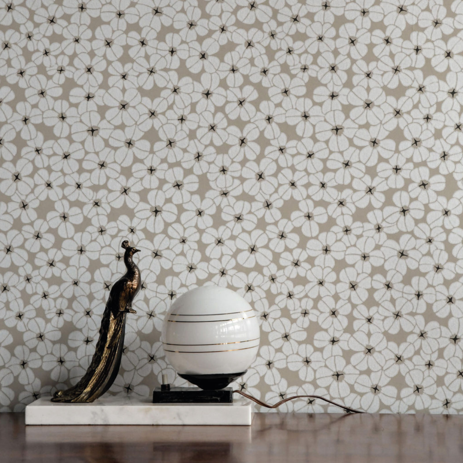 TAPET FLOWER SHOWER, Chalk White