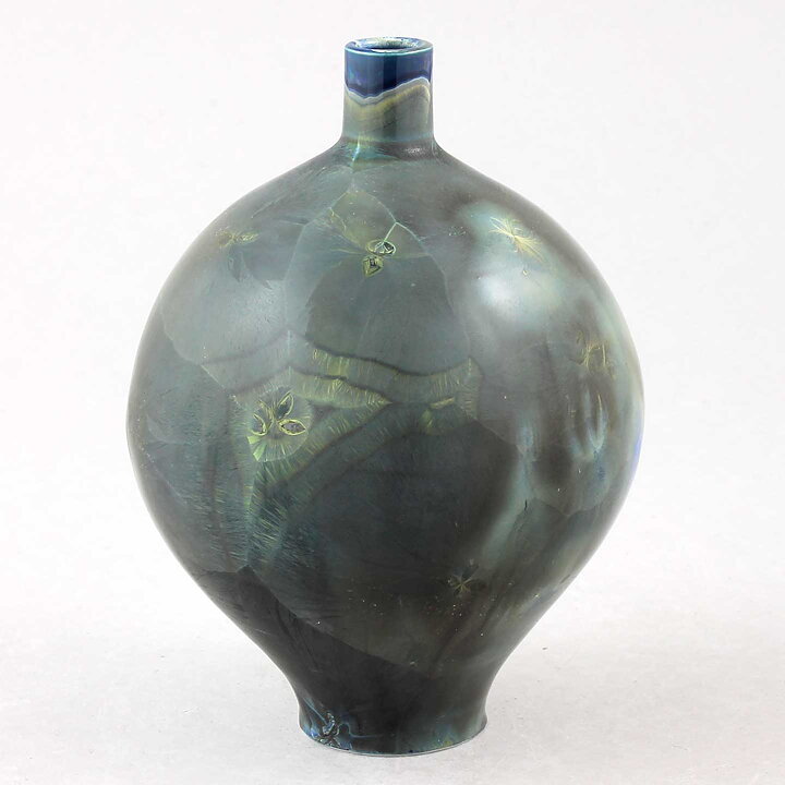 Isak Isaksson (2020) Unique Vase with Green Crystalline Glaze 11 cm