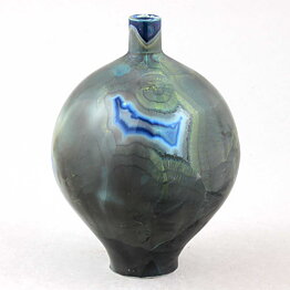 Isak Isaksson (2020) Unique Vase with Green Crystalline Glaze 11 cm