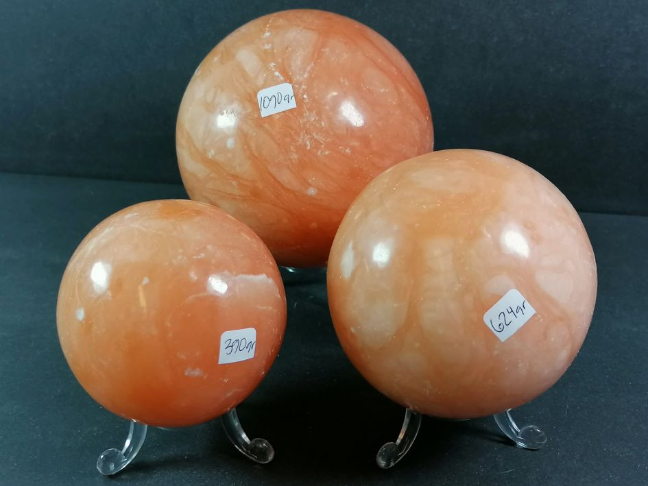 Orange Kalcit Kula / Klot - Madagaskar